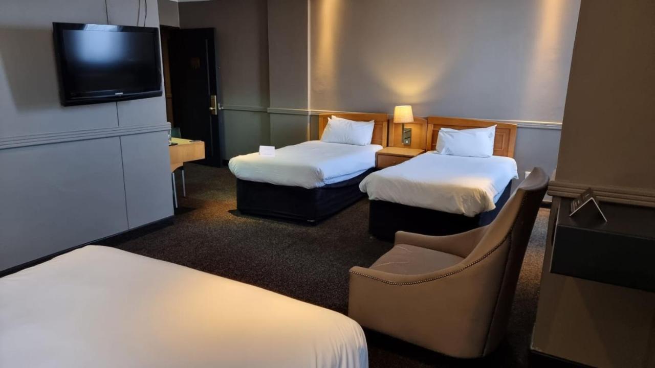 Manhattan Hotel Pretoria Luaran gambar