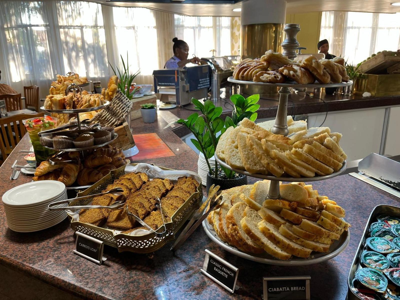 Manhattan Hotel Pretoria Luaran gambar