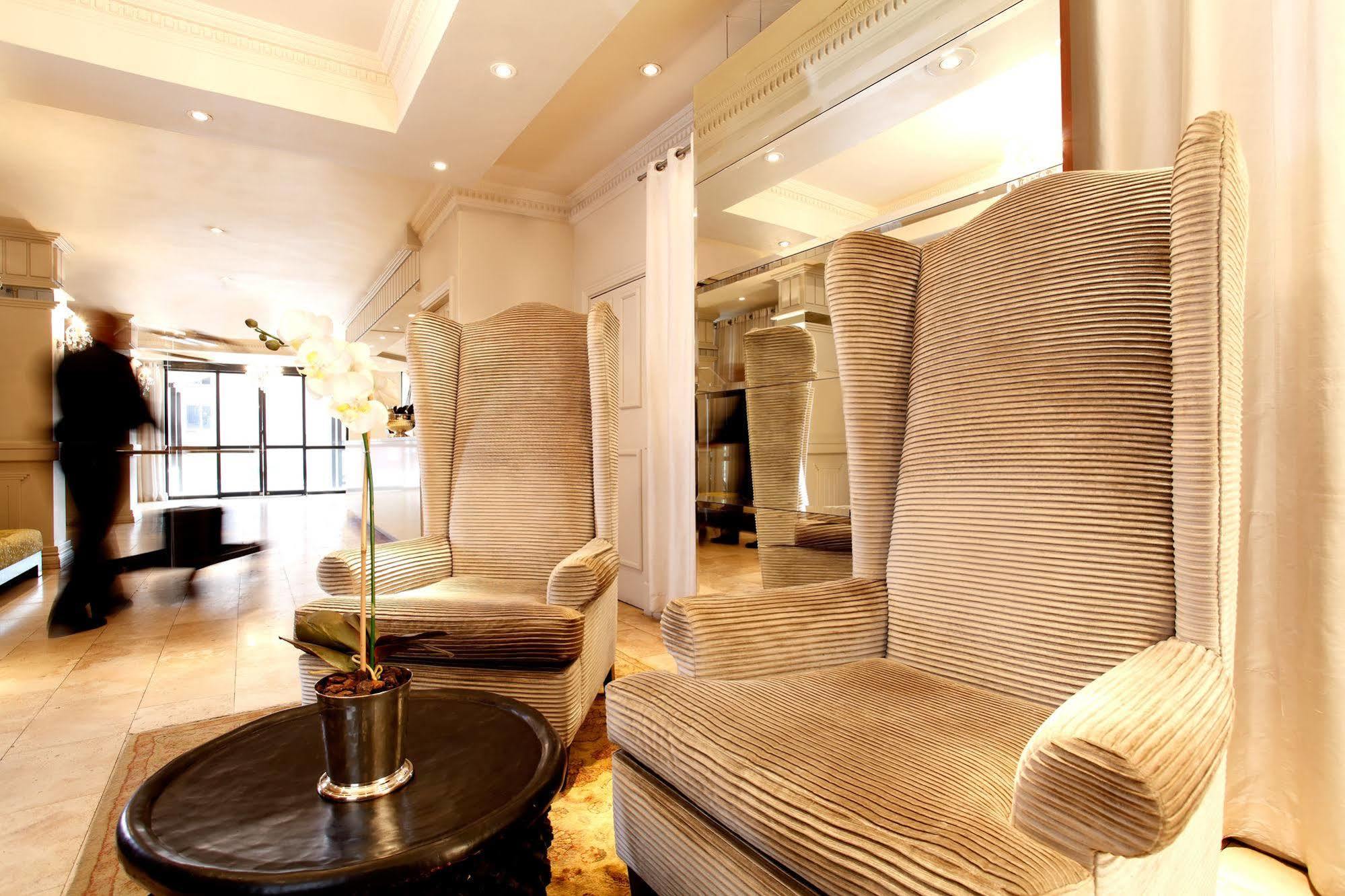 Manhattan Hotel Pretoria Luaran gambar