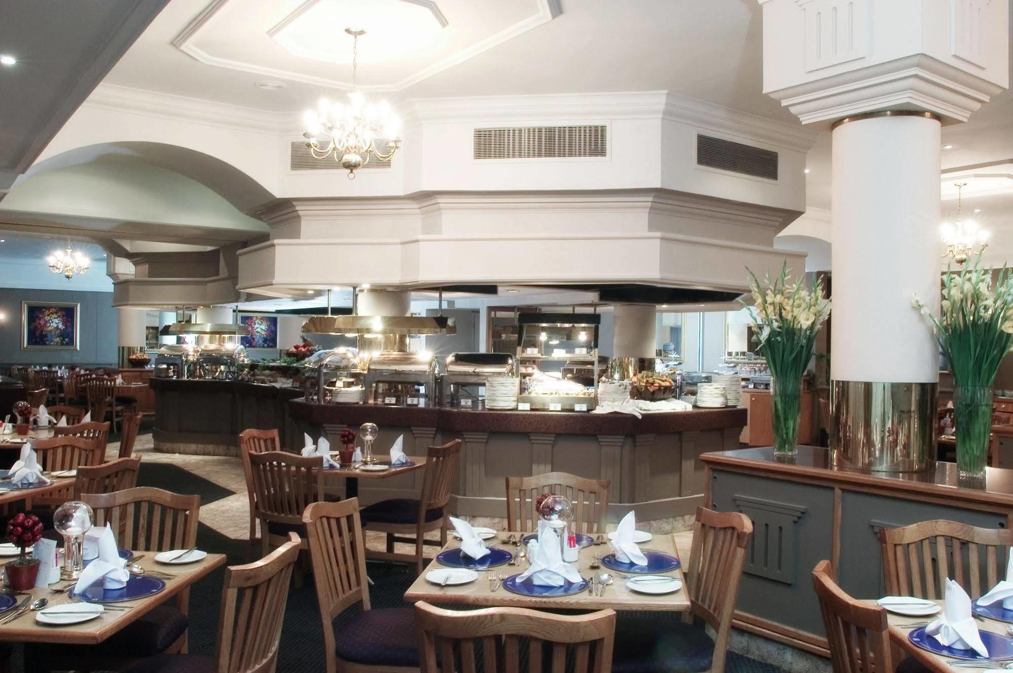 Manhattan Hotel Pretoria Luaran gambar