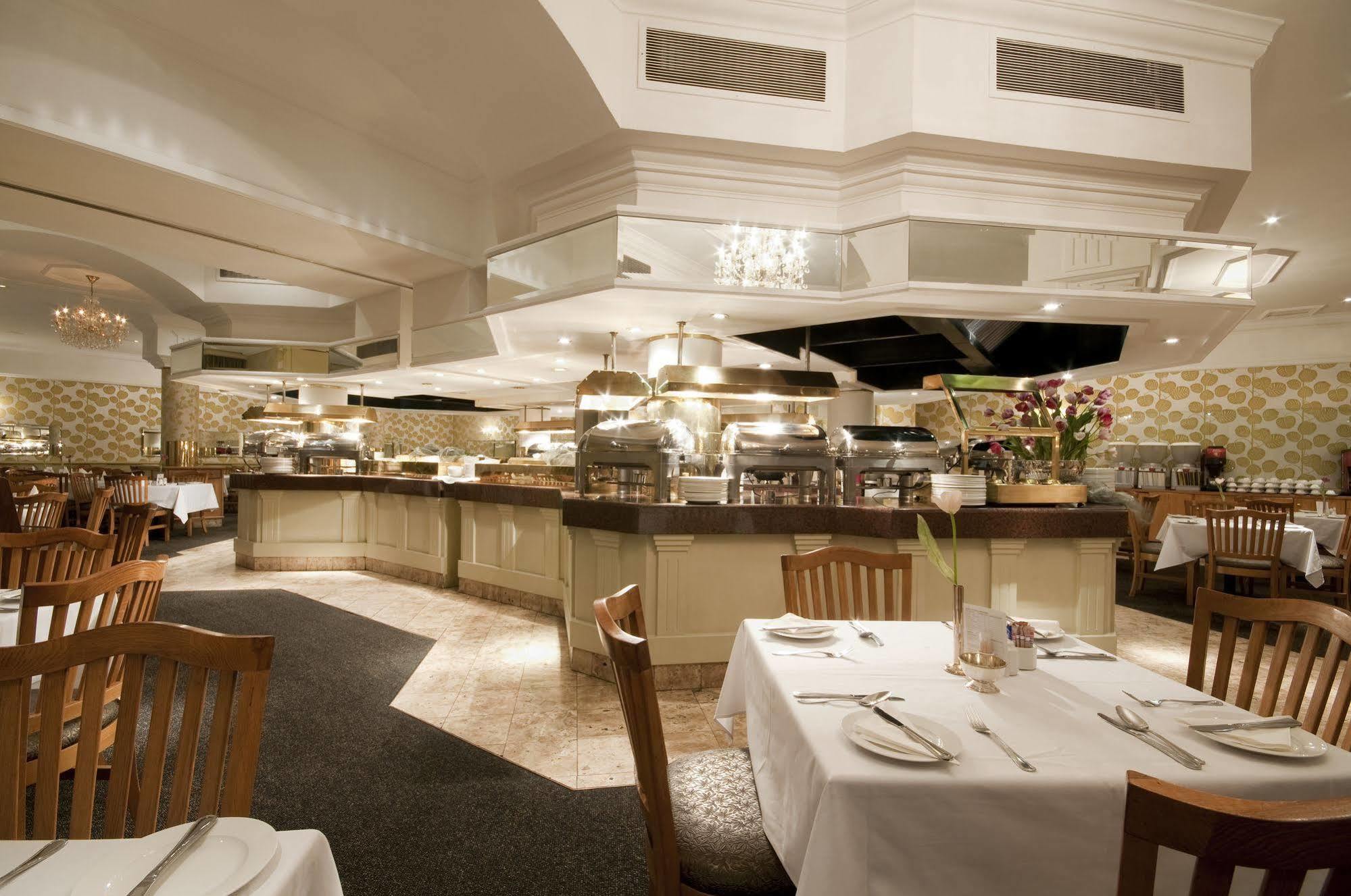 Manhattan Hotel Pretoria Luaran gambar