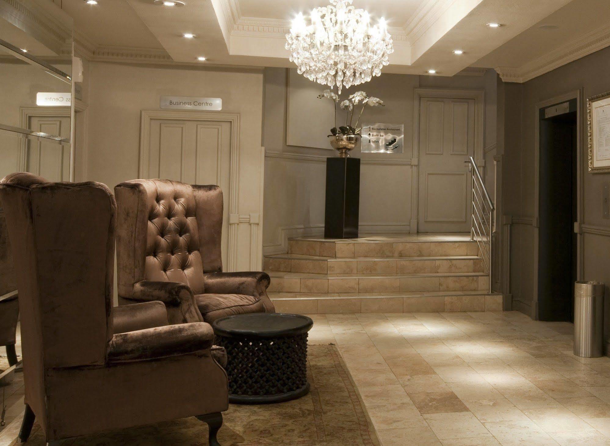 Manhattan Hotel Pretoria Luaran gambar