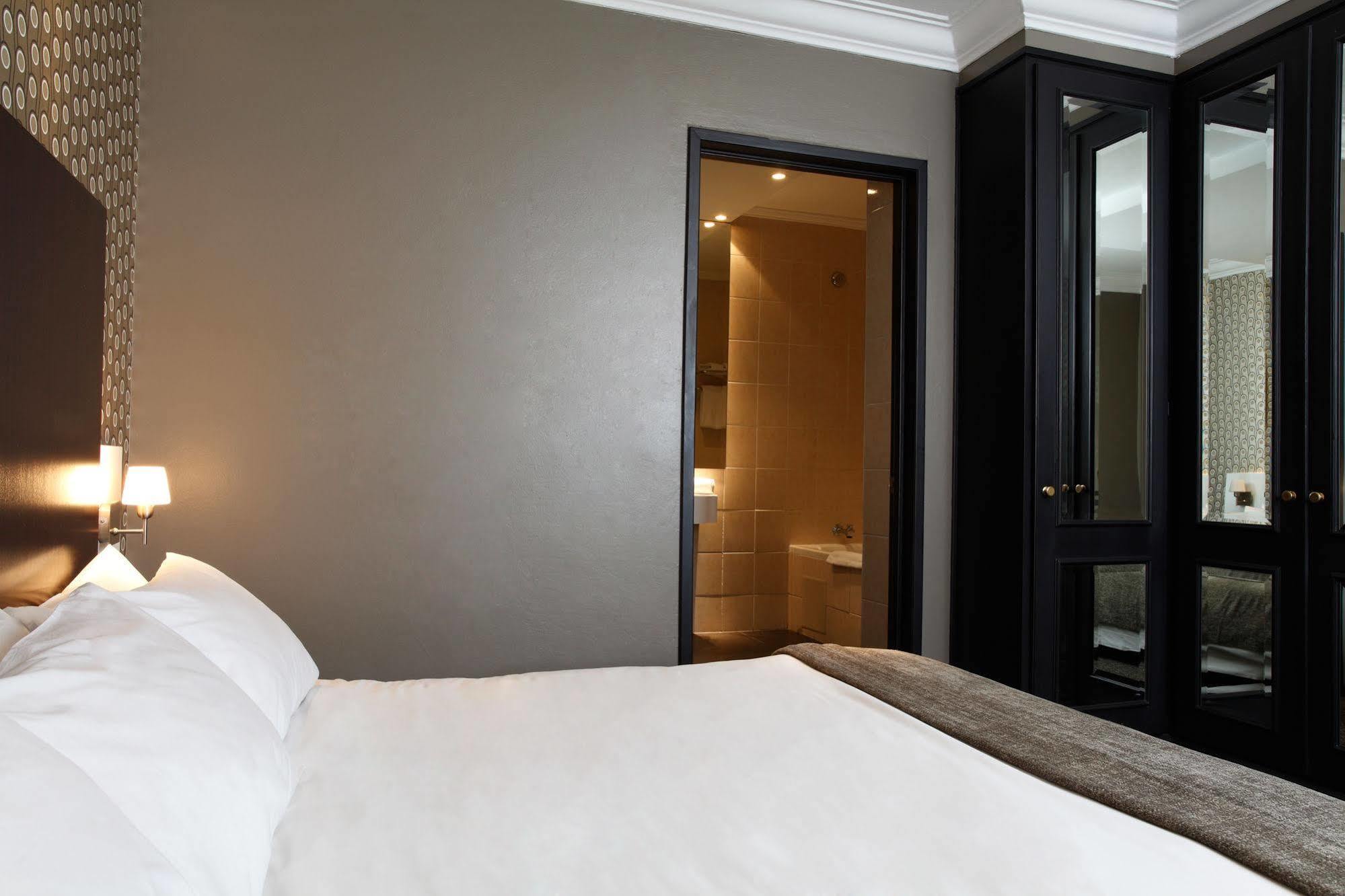 Manhattan Hotel Pretoria Luaran gambar