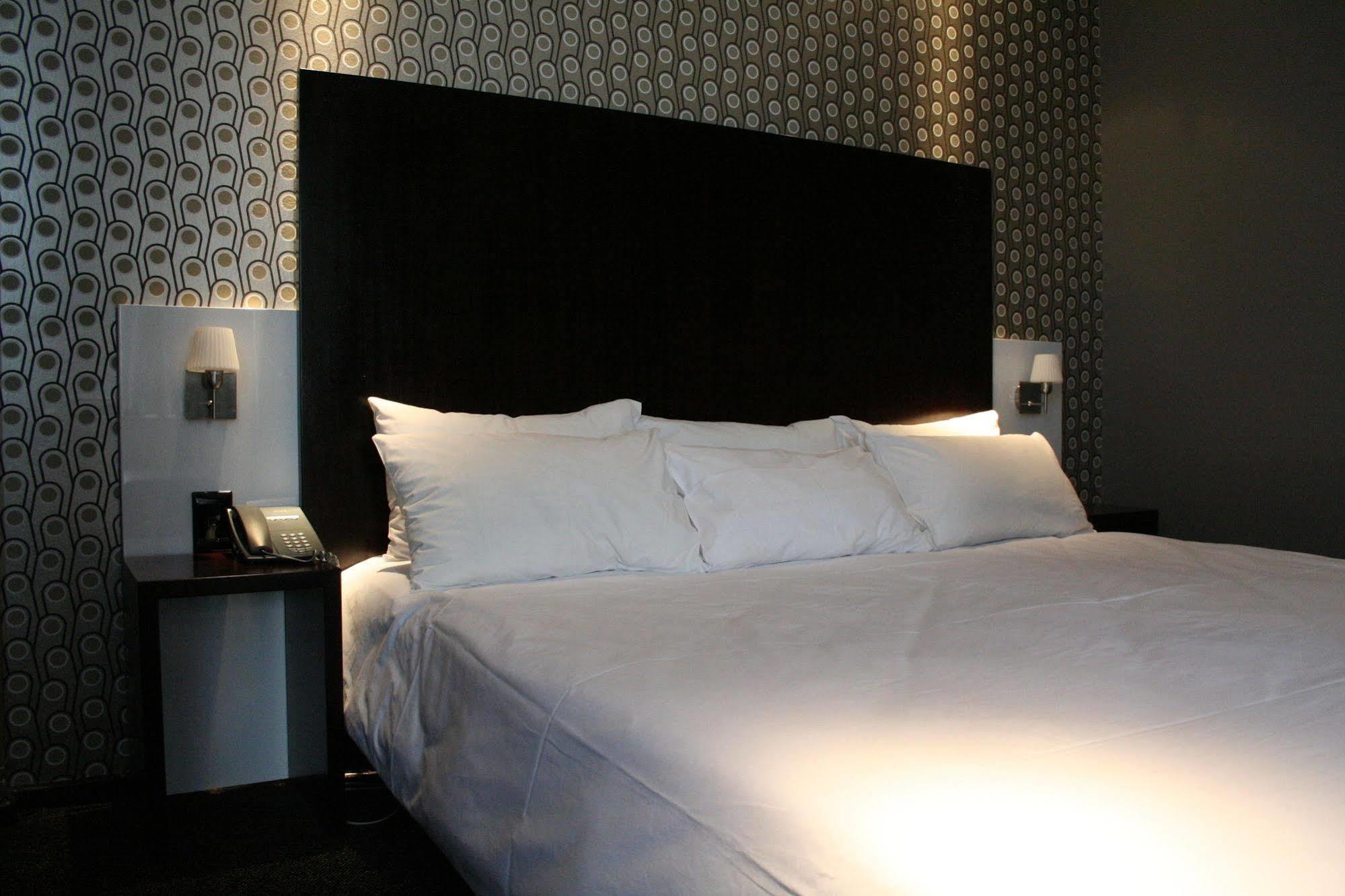 Manhattan Hotel Pretoria Luaran gambar